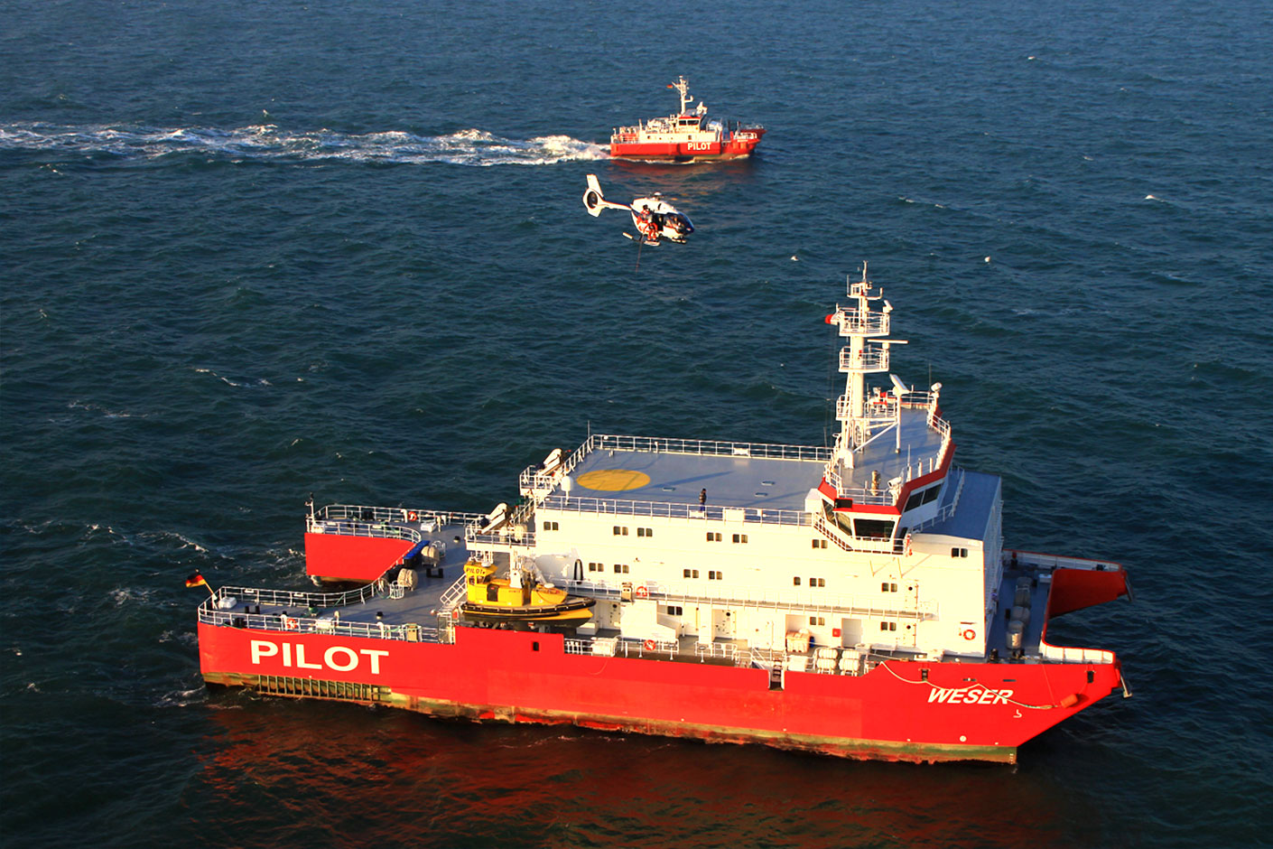 pilotenboote-und-helikopter